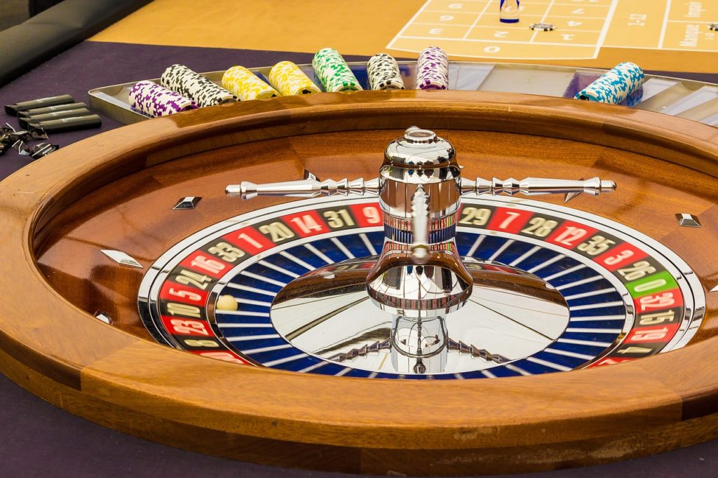 Martingale strategy in roulette